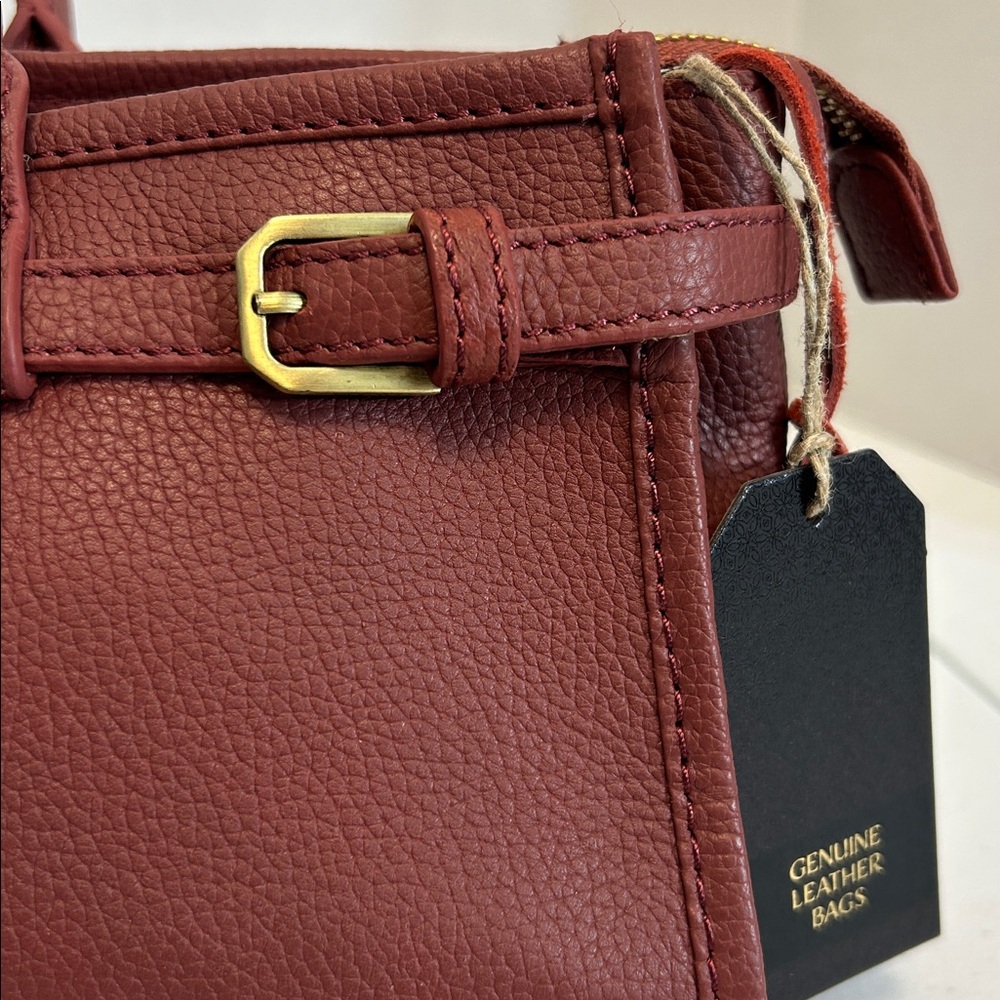 Elegant Cognac Brown Authentic Leather Tote Bag Doctor Bag - Picture 5 of 10